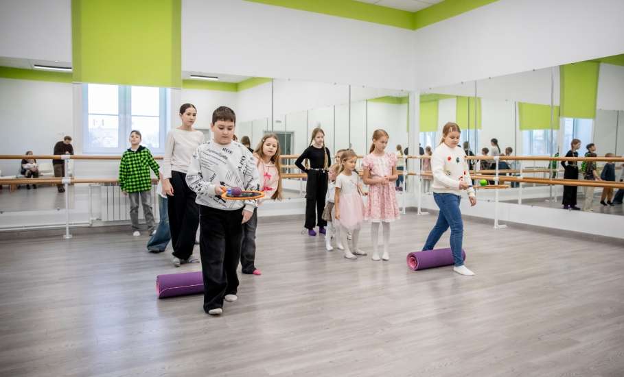 НОВОГОДНИЕ КАНИКУЛЫ В ГОРОДЕ МОЛОДЁЖИ