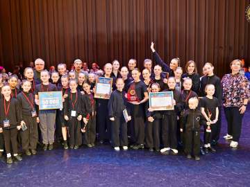 Поздравляем Образцовый танцевальный коллектив &laquo;ШАГ ВПЕРЕД&raquo;