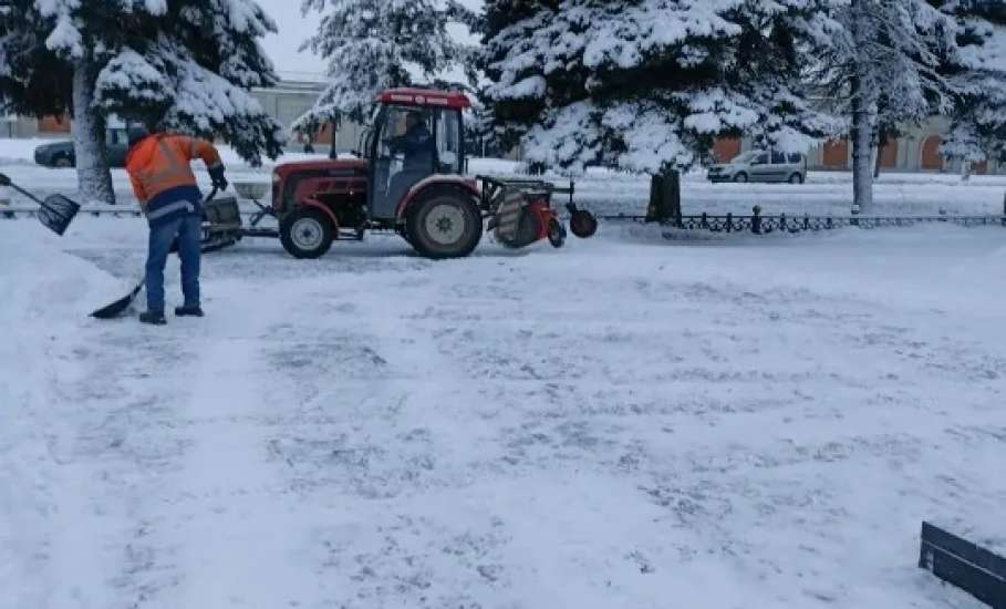 Уборка снега идёт в Ельце по плану
