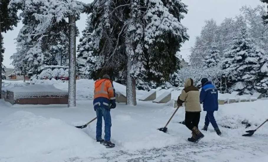 Уборка снега идёт в Ельце по плану