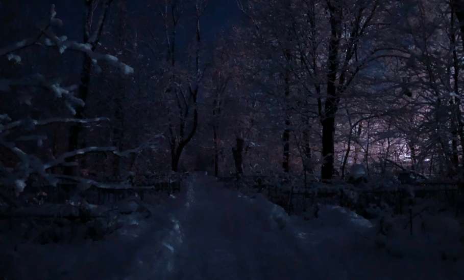 В небе над Ельцом слышен свист пролетающих видимо ракет! И снова звуки взрывов!