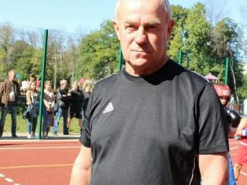 13 января 1957 года родился Николай Петрович Бурлаков - спортсмен и ветеран спорта, тренер по боксу высшей категории