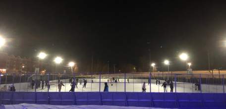 Открытый каток в Засосне у бассейна &laquo;Виктория&raquo; лучше, чем у ледового Дворца!