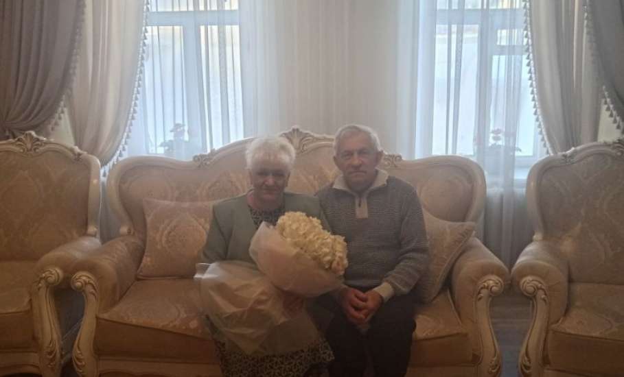 Супруги Шатохины отметили 50-летний юбилей совместной жизни!