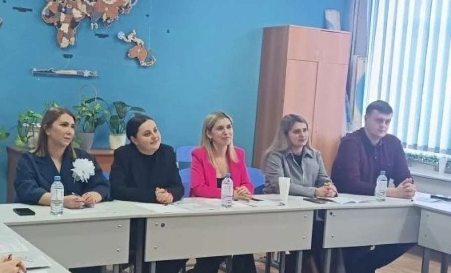 Конкурс &laquo;Учитель года города Ельца - 2026&raquo; продолжается