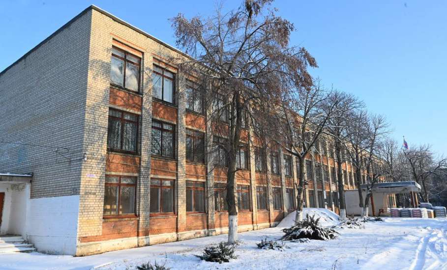 Вячеслав Жабин: &laquo;В этом году отремонтируем второй корпус школы № 17. Ремонтные работы уже стартовали&raquo;