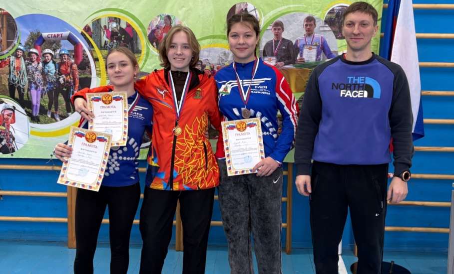 В посёлке Солидарность состоялось Первенство Елецкого округа по спортивному туризму