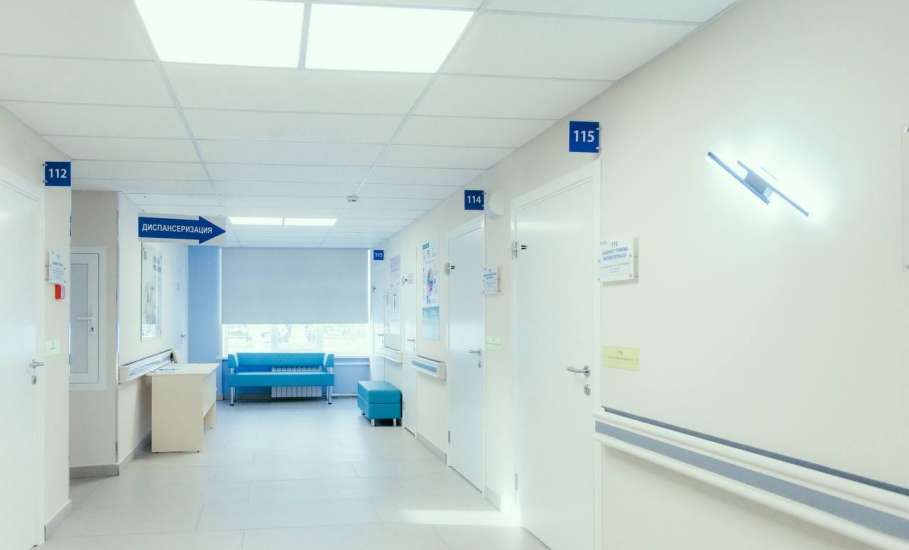 Игорь Артамонов: &laquo;Аутентичных поликлиник мы ещё не делали. Но в самом историческом городе нашего региона &mdash; почему бы и нет?&raquo;