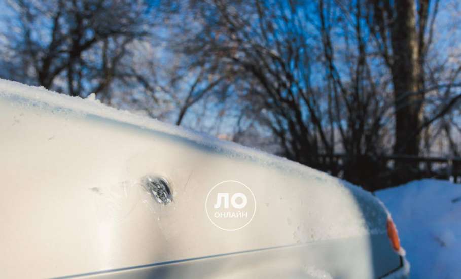 Губернатор ЛО Игорь Артамонов встретился с жителями многоэтажки в Ельце, которая пострадала от украинских БПЛА 12 января