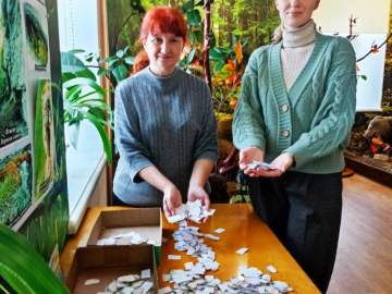 Подведены итоги народного голосования за приз зрительских симпатий в рамках конкурса ёлочных игрушек в стиле XIX века в Музее купечества и сословий.