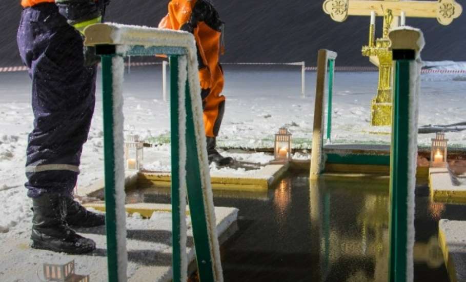 Сегодня, в ночь с 18 на 19 января, православные верующие отмечают Крещение Господне!