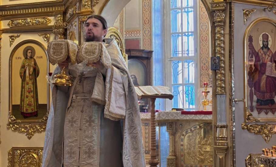 Дорогие братья и сестры! Поздравляем всех с Крещенским Сочельником!