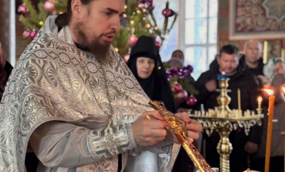 Дорогие братья и сестры! Поздравляем всех с Крещенским Сочельником!