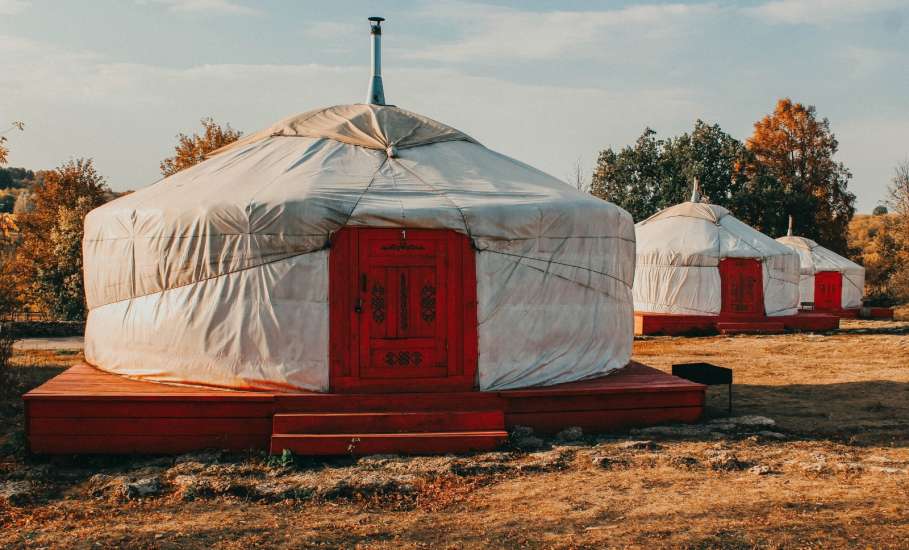 Заместитель губернатора Липецкой области Сергей Курбатов и министр экономического развития региона Лариса Шибина посетили Елецкий округ с рабочей поездкой