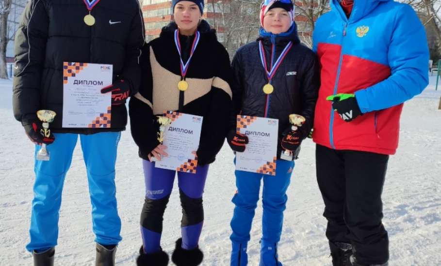 В Липецкой области прошли соревнования по лыжным гонкам