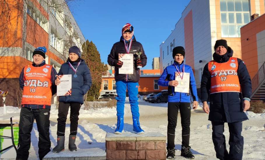 В Липецкой области прошли соревнования по лыжным гонкам