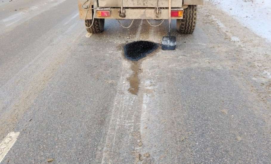 В Ельце стали укладывать асфальт!