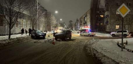 В Ельце в столкновении иномарок пострадал один из водителей!