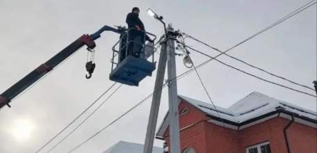 Управление благоустройства города Ельца продолжает восстанавливать уличное освещение