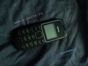 В Ельце мужчина нашёл в подъезде телефон. Теперь ему грозит срок!