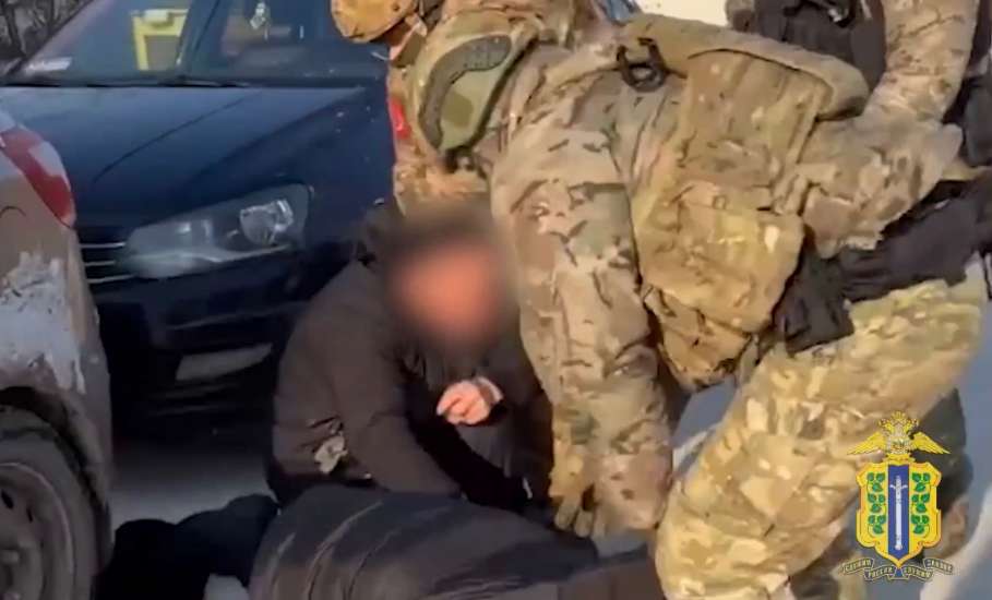 В Липецкой области задержан организатор незаконной миграции через фиктивные браки и две его сообщницы!