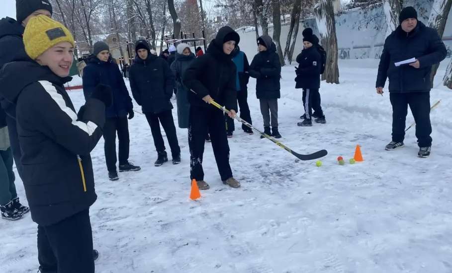 На спортивной площадке Детского парка прошли соревнования по зимнему многоборью