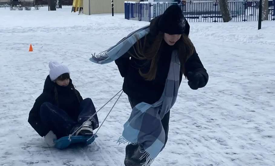 На спортивной площадке Детского парка прошли соревнования по зимнему многоборью