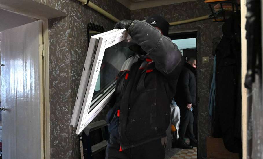 Вячеслав Жабин: &laquo;Продолжаем устранять последствия атаки БПЛА в Ельце.&raquo;