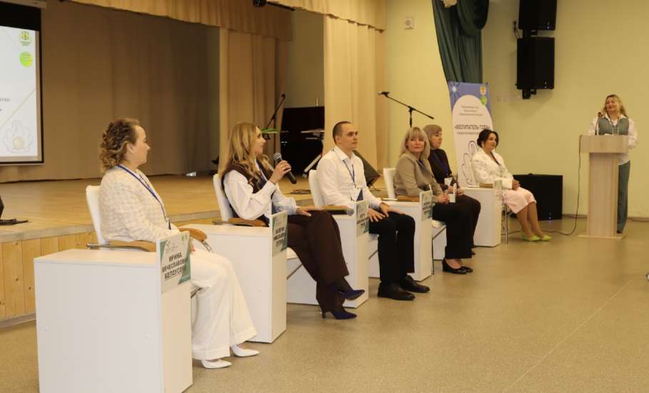 В Елецком районе прошёл финал конкурсов &laquo;Учитель года-2026&raquo; и &laquo;Воспитатель года - 2026&raquo;!