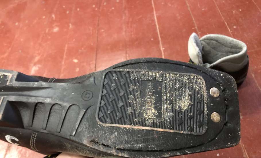 На лыжной базе в Ельце пора менять прокатное снаряжение!