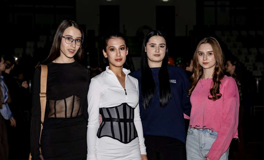 24 января во Дворце спорта имени Александра Петрова прошла тематическая дискотека