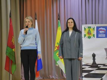 В минувшие выходные в Елецком округе стартовали традиционные соревнования на Кубок главы Елецкого округа по быстрым шахматам