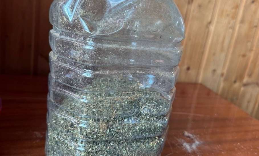 В Липецком районе полицейские изъяли более килограмма марихуаны!