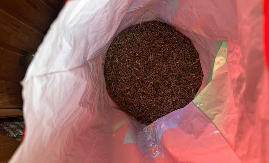 В Липецком районе полицейские изъяли более килограмма марихуаны!