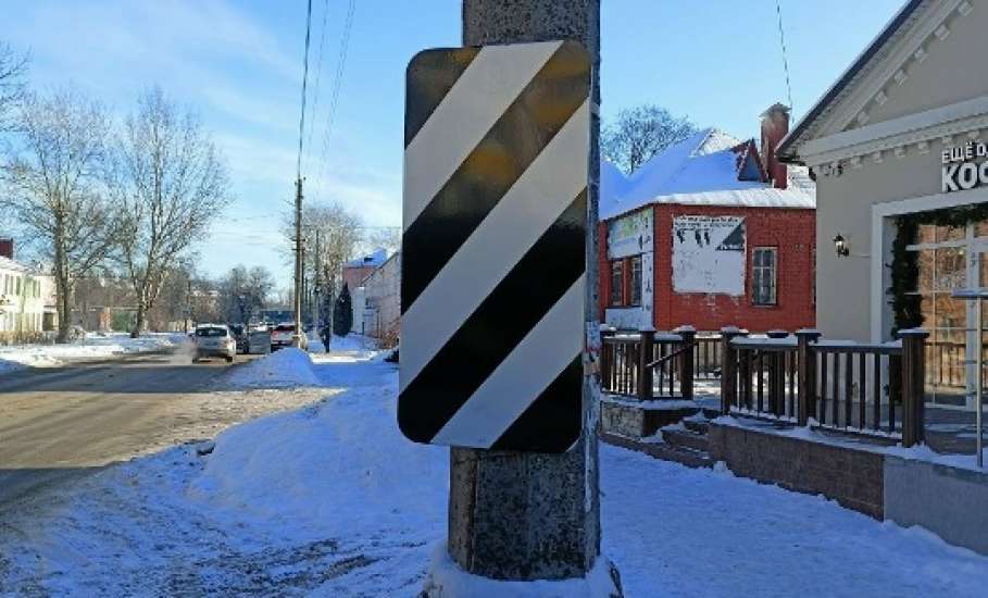 Каждый день сотрудники организации поддерживают порядок в Ельце