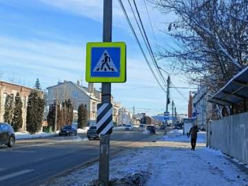 Каждый день сотрудники организации поддерживают порядок в Ельце