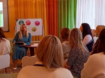 На базе детского сада №46 города Ельца &laquo;Дружные ребята&raquo; состоялось заседание Школы наставничества