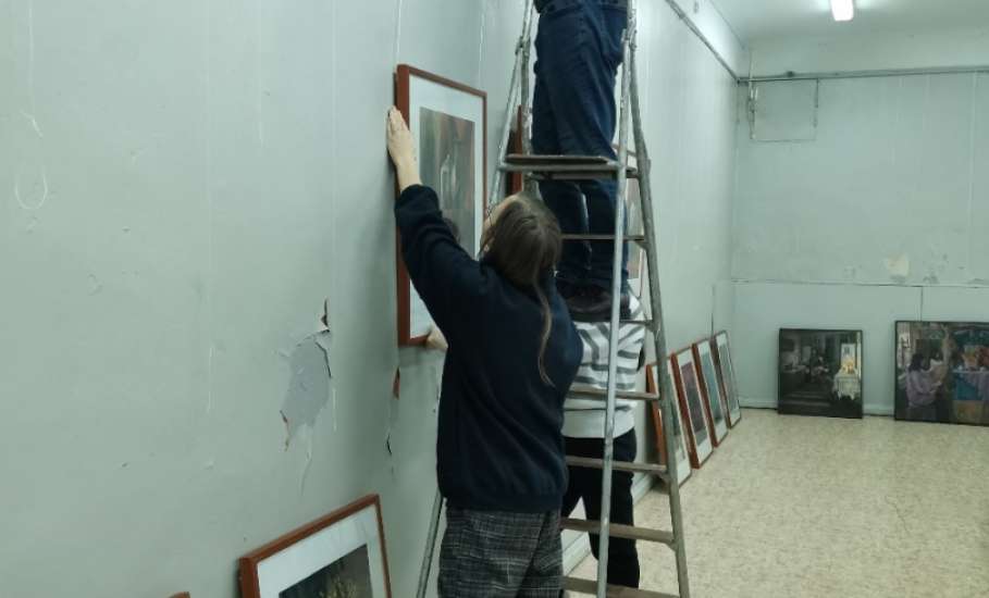 В художественном  музее Ельца начинается монтаж новой экспозиции!
