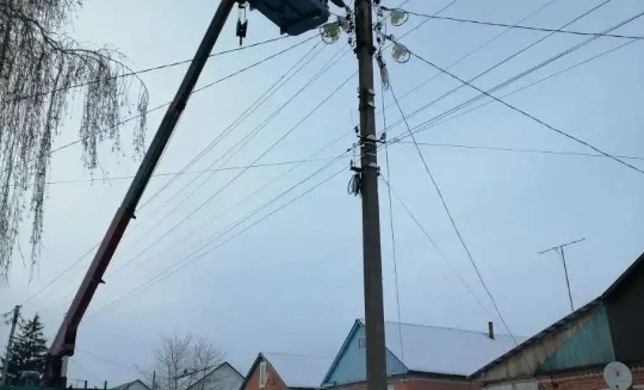 В Ельце восстановлено уличное освещение на двух улицах