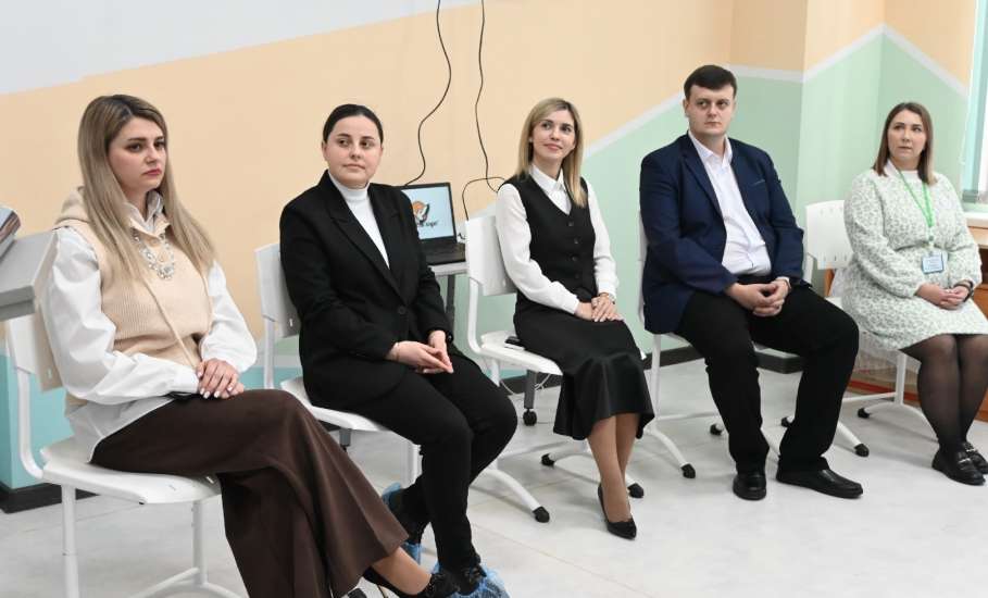 Сегодня состоялся второй этап городского публичного конкурса &laquo;Учитель года &mdash; 2026&raquo; &mdash; испытание под названием &laquo;Вопрос Учителю года&raquo;