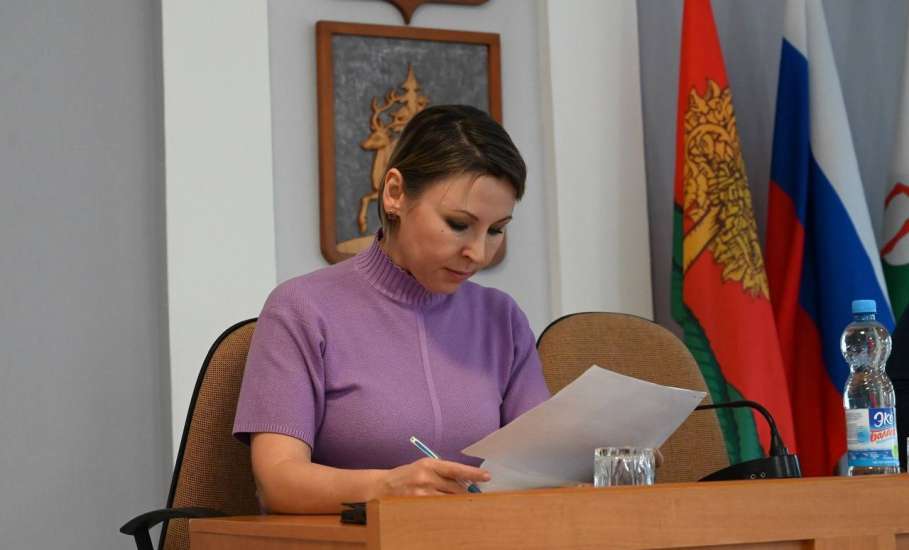 Сегодня в администрации города Ельца состоялось заседание Совета по семейной и демографической политике