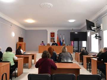 Сегодня в администрации города Ельца состоялось заседание Совета по семейной и демографической политике