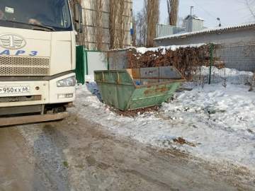 Проблемные мусорные контейнеры убраны в Ельце