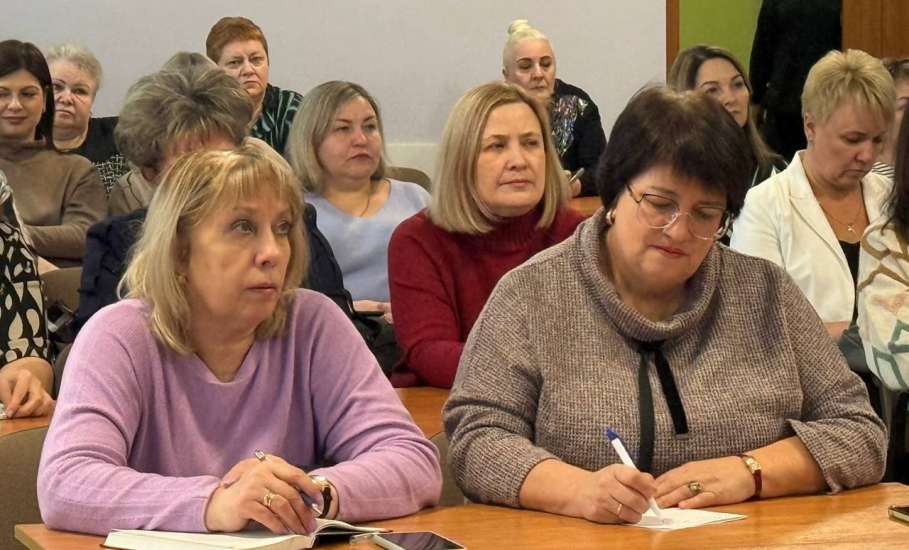 Сегодня в зале заседания администрации Ельца состоялось совещание по вопросам безопасного использования газа в быту