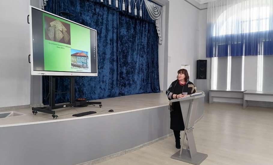 28 января 2026 года в МАОУ ДО ДЮЦ им. Б.Г. Лесюка (корпус № 4) состоялся круглый стол для руководителей школьных музеев