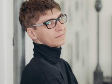 Сразу два сотрудника  театра "Бенефис" получили высокие награды!