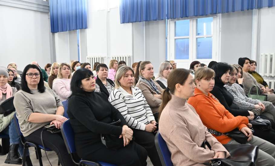 В Ельце состоялось муниципальное собрание для родителей выпускников 9‑х и 11‑х классов