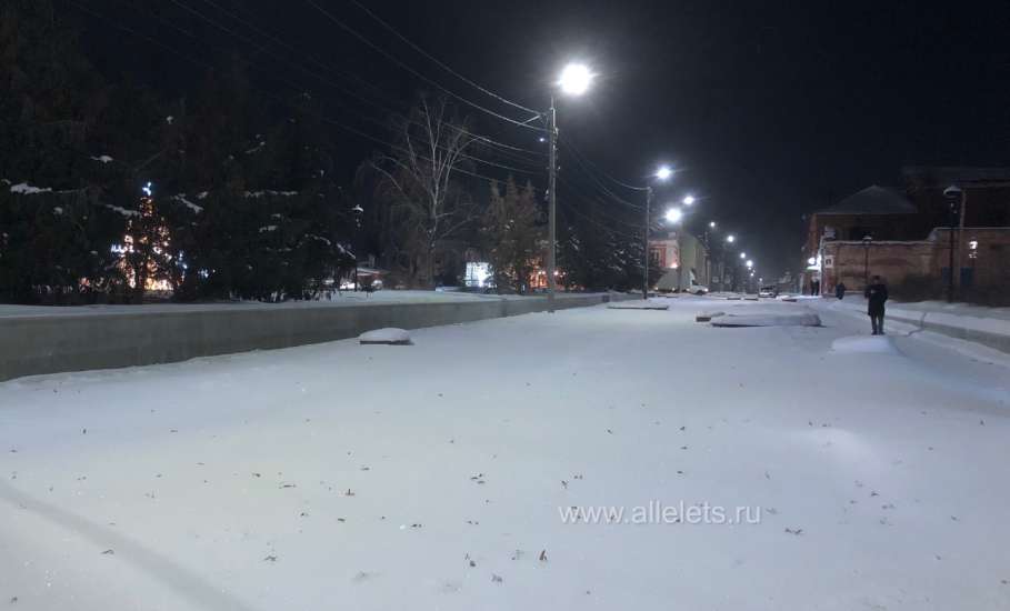 Елец замело! Вечерний город, снежные буруны по улице Коммунаров