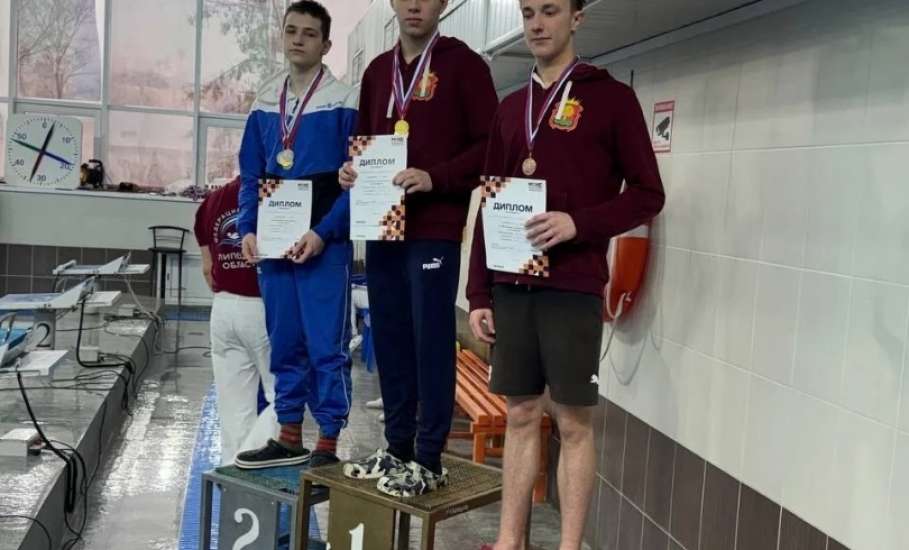 Заключительный третий день чемпионата и первенства Липецкой области по плаванию принёс команде города Ельца очередные победы!
