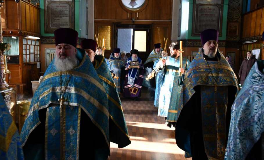 В Вознесенский собор прибыл ковчег с частицей Пояса Пресвятой Богородицы